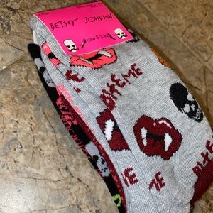 Betsey Johnson socks
